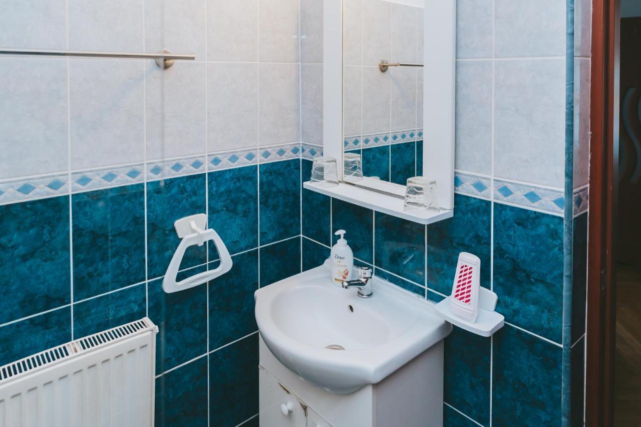 Casa Vinco Vici Hotel Turda Bagian luar foto