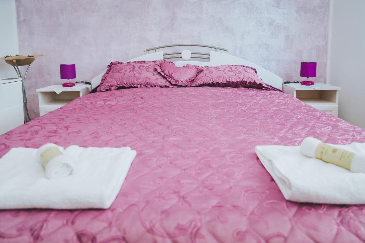 Casa Vinco Vici Hotel Turda Bagian luar foto