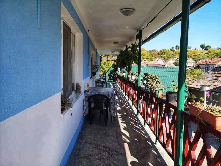 Casa Vinco Vici Hotel Turda Bagian luar foto